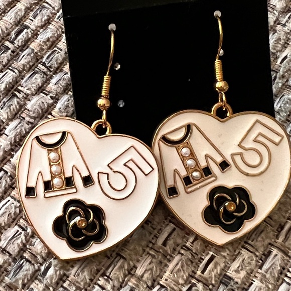 Set of earrings new! - Picture 2 of 2